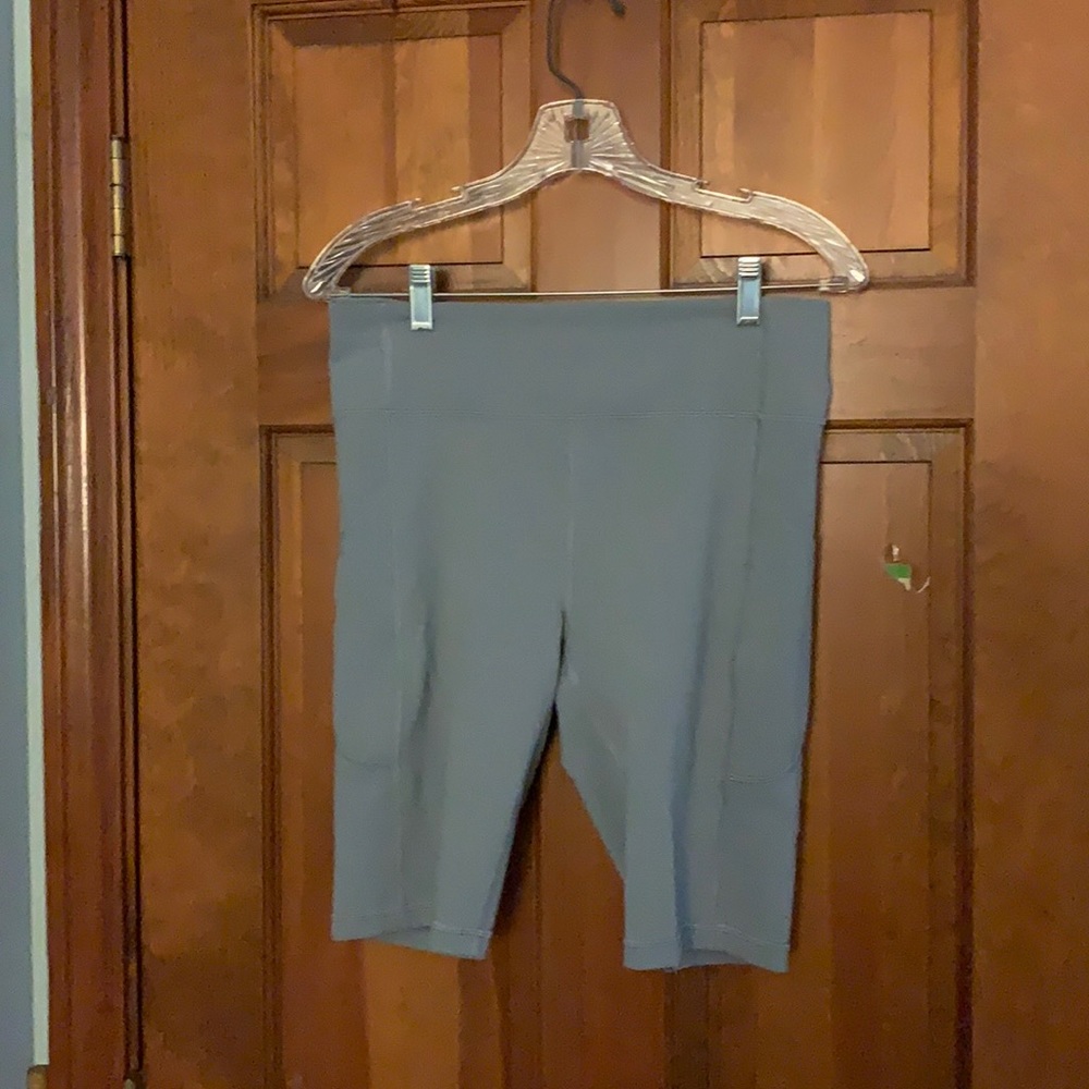 Lululemon HR Invigorate Short